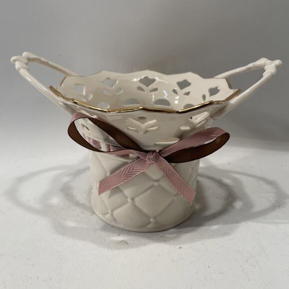 Lenox Bethany Basket, "Tied with Love” Ceramic Vase with Ribbon - Picture 5 of 10
